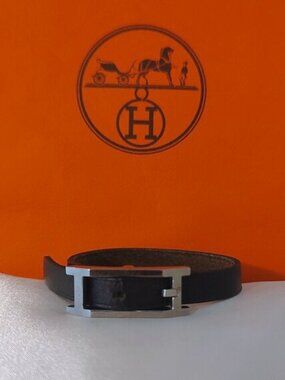 Hermes Behapi leather H buckle bracelet w/COA & bag